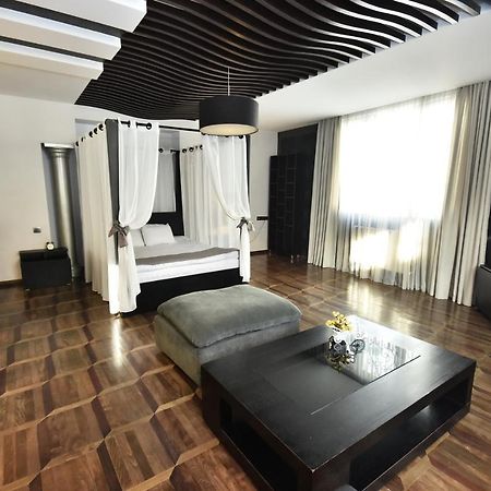 Boutique Hotel Medusa Batumi Bagian luar foto